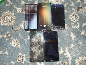 FAULTY 5X Huawei Honor Xiaomi Smartphones - UNTESTED, READ DESCR AA2695 - Picture 1 of 7