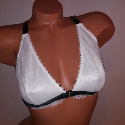 Sujetador Bralette Victoria Secret Grande Blanco Cierre Frontal Espalda Corredora Borde Terciopelo Nuevo Foto 1 de 4