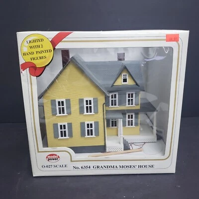 Model Power O-027  Built Up Building "Grandma Mose's House " Lighted #6354 Z93 - Image 1 of 4