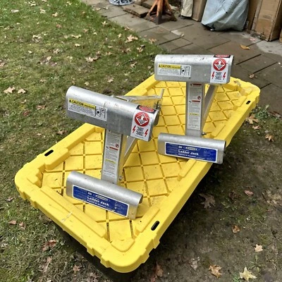 Werner Ladder Jack AC10-14-02S Short Body 2-Rung Aluminum 14" Stage Set of 2 - Image 1 of 4