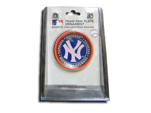 NEW YORK YANKEES MINI CERAMIC PLATE CHRISTMAS X-MAS ORNAMENT MLB NEW  - Picture 1 of 2