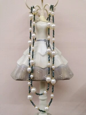 Collana Lunga perle bianche e Cristallo Petrolio  - Immagine 1 di 2