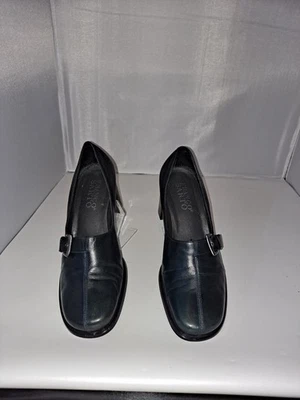 Mujer Franco Sarto Zapatos de salón de cuero azul marino con detalles de hebilla Talla 8,5 M Foto 1 de 4