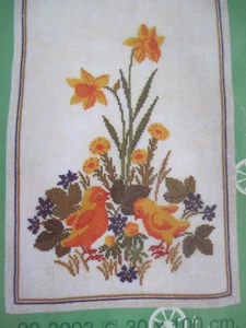 Eva Rosenstand Cross Stitch Linen Kit Chickens Table Runner NOS - Picture 1 of 4