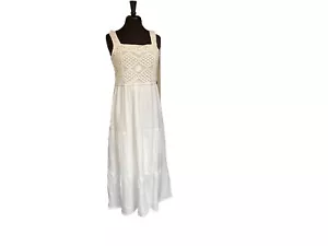 LC Lauren Conrad White Crochet Bodice Maxi Dress Women’s L Smoked Back Straps - Picture 1 of 13