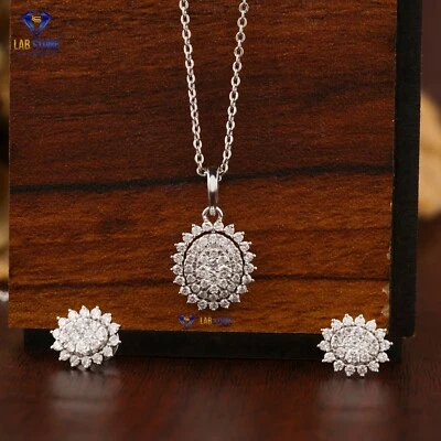 0.87 TDW Round Cut Diamond White Gold Pendant & Earring Set EF Color VS Clarity - Image 1 of 4