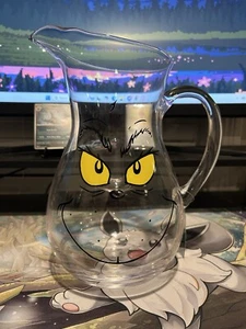 Grinch Sleigh Bell Bistro 84 oz Glass Pitcher - Picture 1 of 3