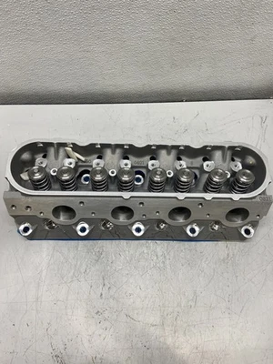 Chevrolet Performance 12675871 LS3 Cylinder Head, Aluminum Assembled Foto 1 de 4