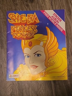 Libro álbum de pegatinas She-ra Panini 1986 de colección con varias pegatinas parcialmente incompletas Foto 1 de 4