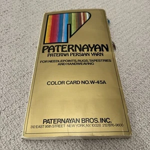 VINTAGE! 1970s (?) Paternayan Bros. Yarn Color Card W-45A - Picture 1 of 5
