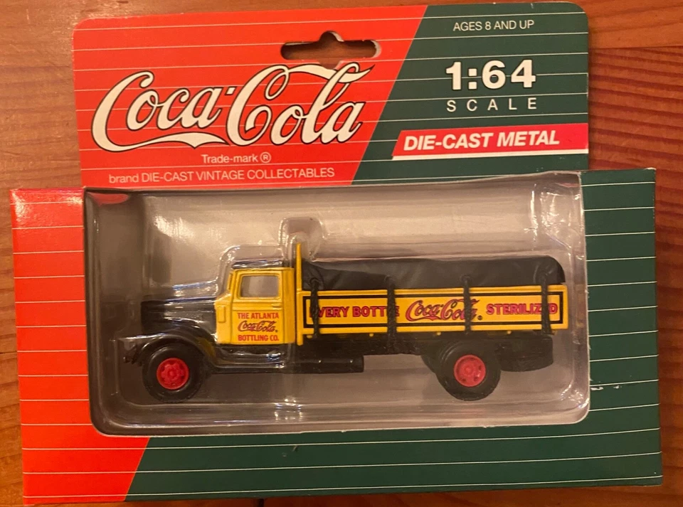 Vintage Coca-Cola Mack Die Cast Truck Model CJ C02011 1 64