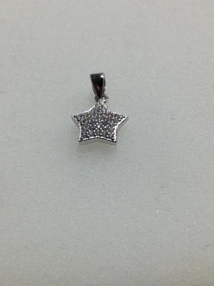 CIONDOLO IN ARGENTO 925 STELLA CON PAVE' DI ZIRCONI (STP0218) - Immagine 1 di 1