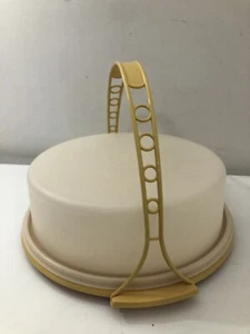 Vintage Tupperware Harvest Gold Pie Cake Keeper Taker Carrier 719-2 with Handle - Picture 1 of 6