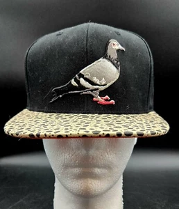Staple Taubenhut Herren Druckknopflasche schwarz STPL Mitchell & Ness Leopardenschein NEU - Bild 1 von 14