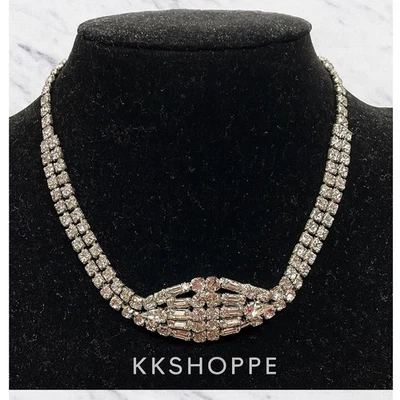 Collar babero vintage de diamantes de imitación tono plateado brillante pieza llamativa Foto 1 de 3