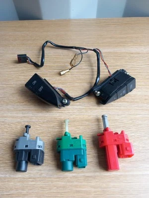 Ford Mondeo MK3 2001-2007 Cruise Control Wiring And Switches - Image 1 of 4