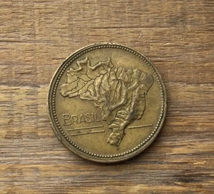 1945 Brazil Brasil 2 Two Cruzeiros Brasil Map World Coin - Picture 1 of 2