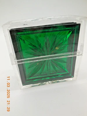 Vintage Lucite Green 4 Coasters Set in Case Starburst  MCM - Image 1 of 4