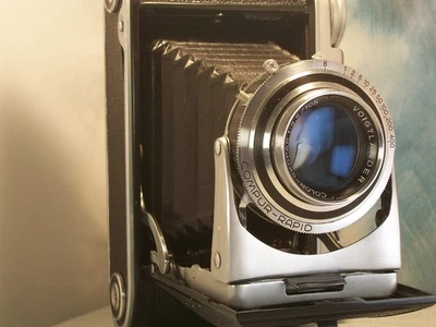 Voigtlander Bessa II avec Color-Skopar 105mm F/3.5 - Photo 1/4