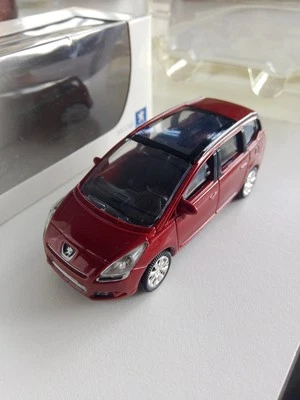 Modellino Norev Peugeot 5008 Scala 1:60 Circa Nuovo - Immagine 1 di 2