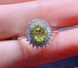 Peridot Ring 925 Sz 6.5 - Picture 1 of 5