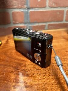 Panasonic Lumix DMC-ZS10 14.1 MP GPS Full HD Leica Lens Charger Two Batteries
