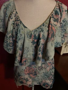 Top de mujer de Charles Henry talla L hermosa correa floral rosa rosado - Imagen 1 de 3