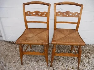 TIGER MAPLE MATCHING CHAIRS RUSH SEATS TIGER MAPLE FURNITURE PRIMITIVE CHAIR - Picture 1 of 19