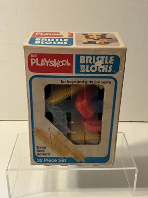 BRISTLE BLOCKS 26 Piece BUILDING TOY SET in Original Box Vintage 1978 Playskool - Image 1 of 4
