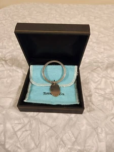 Tiffany & Co Plata Esterlina AG 925 Etiqueta Ovalada Llavero Grabable - Imagen 1 de 14