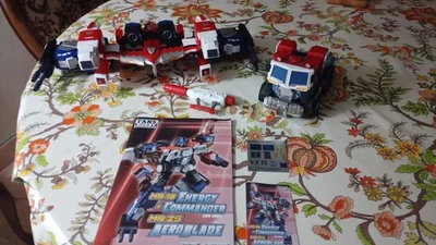 Transformers Fans Hobby MB-25 AEROBLADE + MB 18 ENERGY COMMANDER - Immagine 1 di 4
