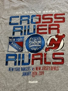 New York Yankees NHL Stadium Series New York Rangers & NJ Devils Kids T Shirt - Picture 1 of 8