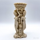 Vintage Kunstharz Blumenvase mit asiatischem Reliefdekor elfenbeinfarben 8x22cm