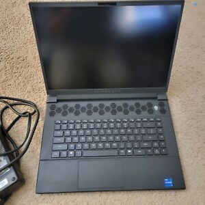 NEU Dell Alienware M16 R1 16" QHD+ 240Hz 32GB Gaming-Laptop i7 13700HX RTX 4070