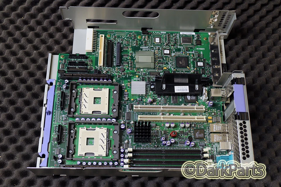 IBM FRU 71P8058 Motherboard x345 System Board - Image 1 of 1