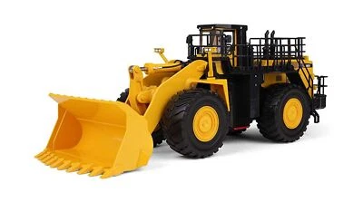 First Gear 1/50 Scale Diecast Collectible Komatsu WA900-3 Wheel Loader (#50-3... - Image 1 of 2