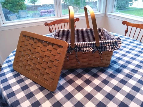 17 Inch Wooden Lidded Basket With Liner - Picnic, Toys, Dolls Cover