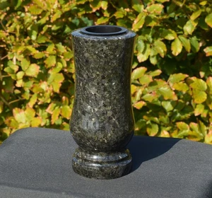 Vase aus Granit Grabvase Blumenvase Hausvase Gartenvase - Bild 1 von 2
