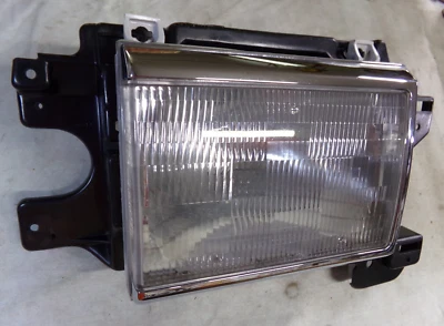 Conjunto de carcaça de farol, destro, 1987/91 F150/350 Ford Truck, Bronco, novo na caixa - Imagem 1 de 4