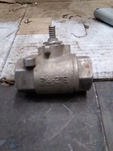 3/4" -316 Ball Valve - Picture 1 of 6
