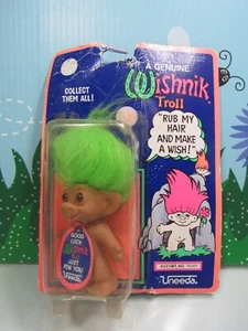 Muñeca Troll Wishnik Uneeda 1992 Green Hair 3" Buena suerte - NUEVA EN TARJETA - RARA - Imagen 1 de 6