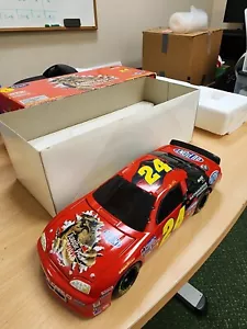 Jeff Gordon 1997 Dupont Jurassic Park Signed 1:24 Hendrick Chevrolet - Picture 1 of 4
