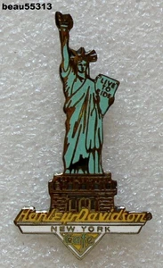 ⭐HARLEY DAVIDSON CAFE NEW YORK STATUE OF LIBERTY VEST JACKET PIN - Picture 1 of 1