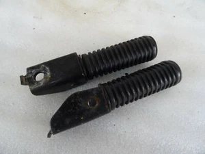 B6. Honda CB 400 N footrest rear right + left - Picture 1 of 5