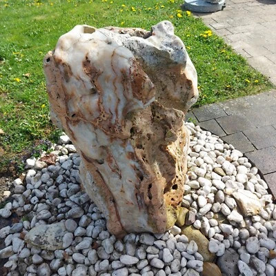 Marmorsteinbrunnen - Bild 1 von 3