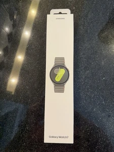 Samsung Galaxy Watch7 SM-L310 44mm Smartwatch Green (Excellent) - Photo 1 sur 3