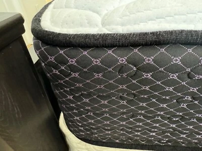 Nuevo colchón Queen firme  Foto 1 de 4