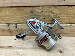 Vintage Pflueger "831” Ball Bearing Spinning Reel - Picture 1 of 4