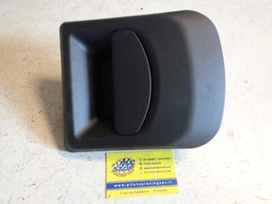 MANIGLIA PORTA ANTERIORE SINISTRA IVECO DAILY - DAL 00 AL 14 - 99489589 - NUOVA - Foto 1 di 2