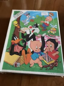 Vintage 1977 Warner Bros. LOONEY TUNES 100 piece JIGSAW PUZZLE 14" x 18" WHITMAN - Picture 1 of 3